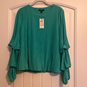 Women’s Alfani Top in Petite Medium